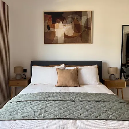 Ct Executive Rooms, And Valtellina Dubino