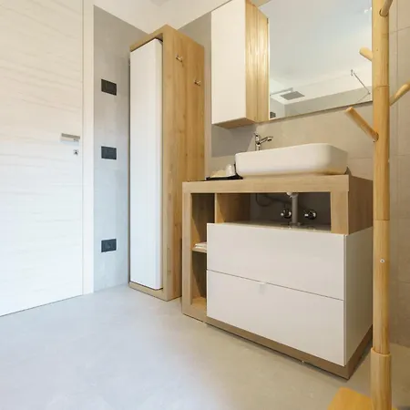 Ct Executive Rooms, And Valtellina Dubino