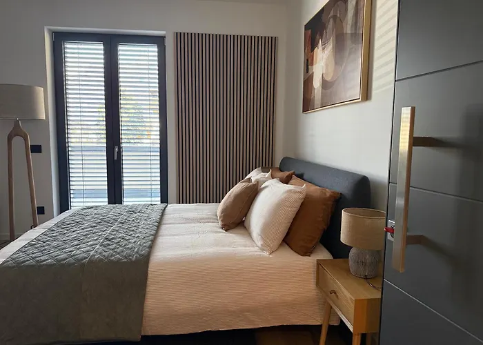 בית הארחה Ct Executive Dubino